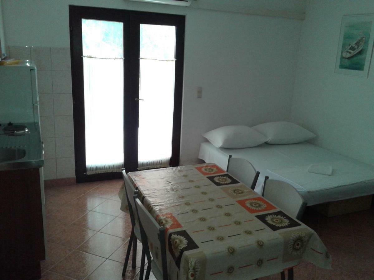 Apartments Tomislav Mamic Trogir Exterior foto